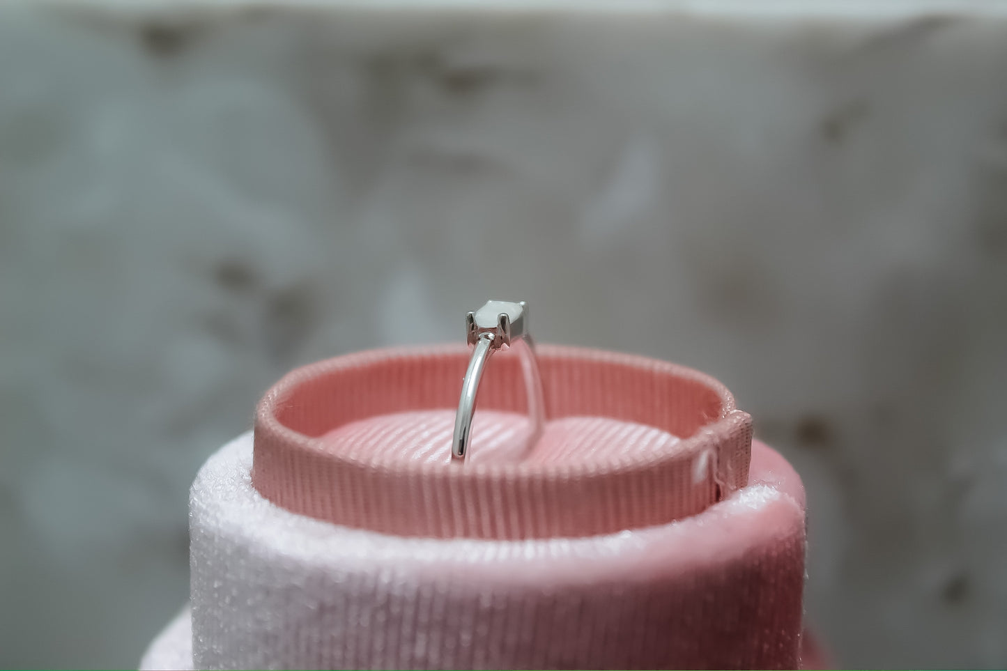 Lila Emerald Ring