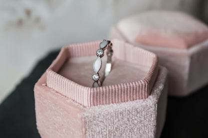 IVF, Embryo, breastmilk, ashes, hair, birthstone, diamond